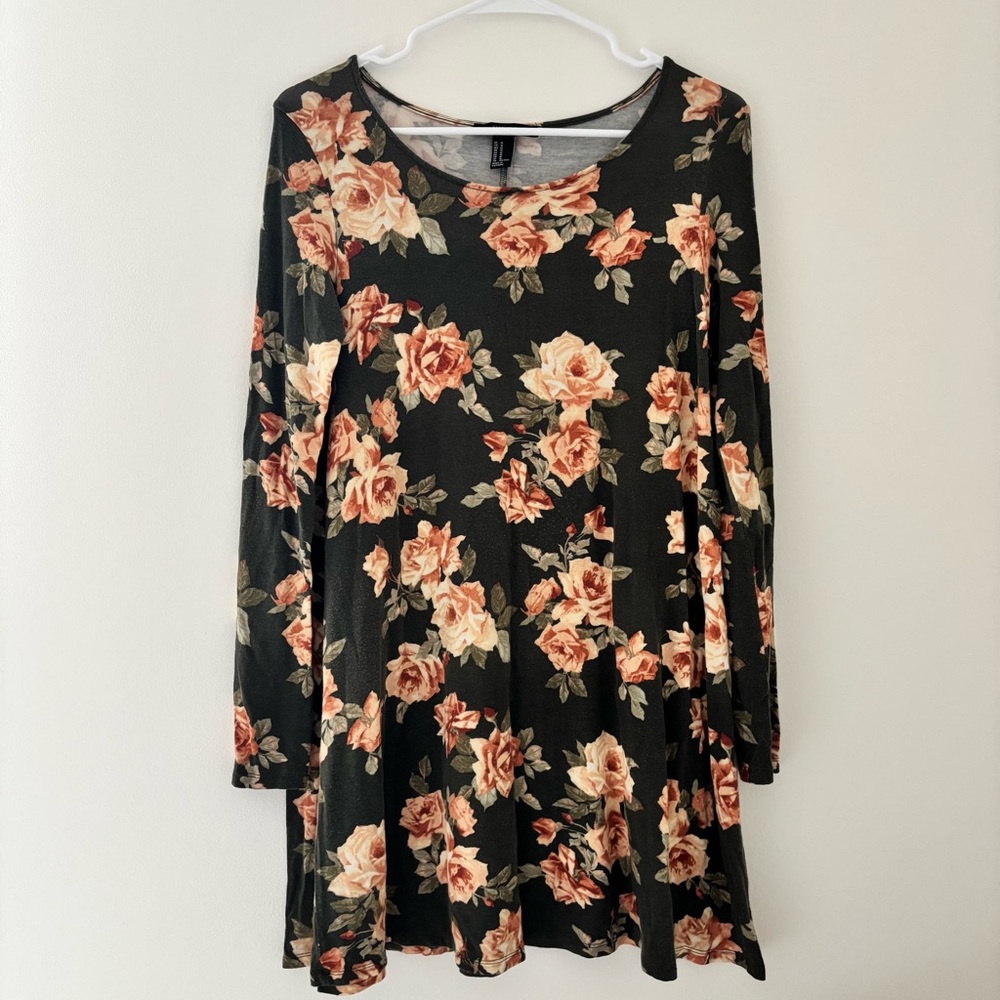 Forever 21 Floral Long Sleeve Mini Dress